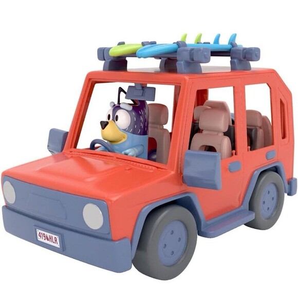 Bluey Heeler 4WD Family Vehicle With 2 Surfboards & Bandit NEW - Picture 3 of 3